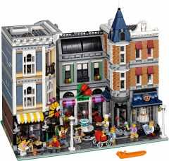 10255-1: Assembly Square <h1>Assembly Square</h1><div class='tags floatleft'><a href='/sets/10255-1/Assembly-Square'>10255-1</a><a href='/sets/theme-Creator-Expert'>Creator Expert</a><a class='subtheme' href='/sets/subtheme-Modular-Buildings-Collection'>Modular Buildings Collection</a><a class='year' href='/sets/theme-Creator-Expert/year-2017'>2017</a></div><div class='floatright'>©2017 LEGO Group</div>