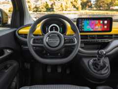 Fiat 500 Hybrid review 2025 005