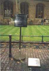 Larger memorial image loading...