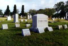 Larger memorial image loading...