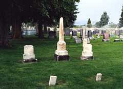 Larger memorial image loading...