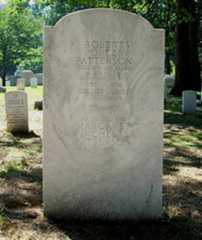 Larger memorial image loading...