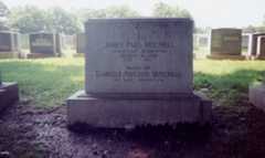 Larger memorial image loading...