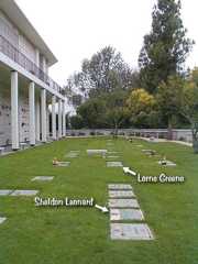 Larger memorial image loading...