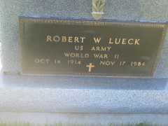 Larger memorial image loading...