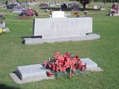 Larger memorial image loading...