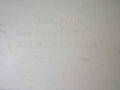 Larger memorial image loading...