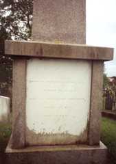 Larger memorial image loading...