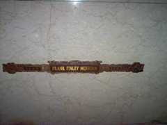 Larger memorial image loading...