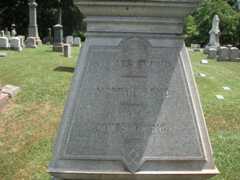 Larger memorial image loading...