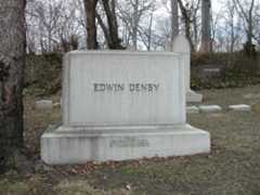 Larger memorial image loading...