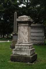 Larger memorial image loading...