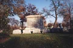 Larger memorial image loading...