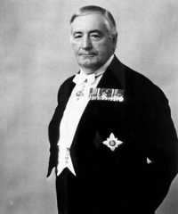 Larger memorial image loading...