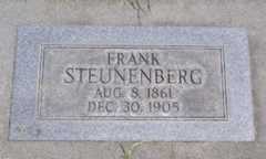 Larger memorial image loading...