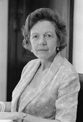 Larger memorial image loading...