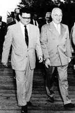 Larger memorial image loading...