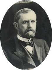 Larger memorial image loading...