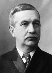 Larger memorial image loading...