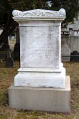 Larger memorial image loading...