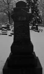 Larger memorial image loading...