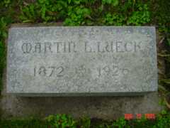 Larger memorial image loading...