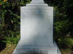 Larger memorial image loading...