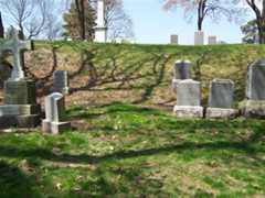 Larger memorial image loading...