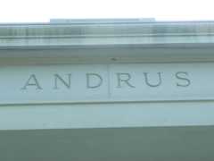 Larger memorial image loading...