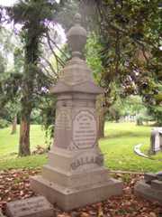 Larger memorial image loading...