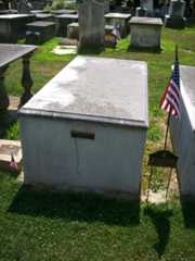 Larger memorial image loading...