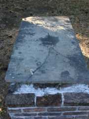 Larger memorial image loading...