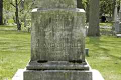 Larger memorial image loading...