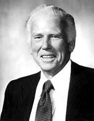 Larger memorial image loading...