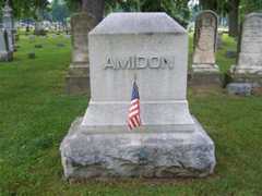 Larger memorial image loading...