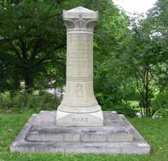 Larger memorial image loading...