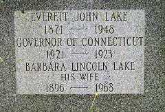 Larger memorial image loading...