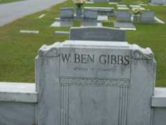 Larger memorial image loading...