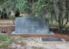 Larger memorial image loading...