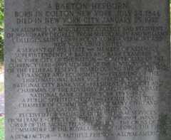 Larger memorial image loading...