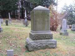 Larger memorial image loading...