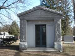 Larger memorial image loading...