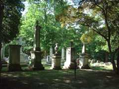 Larger memorial image loading...