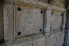 Larger memorial image loading...