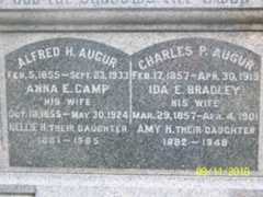 Larger memorial image loading...