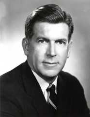 Larger memorial image loading...