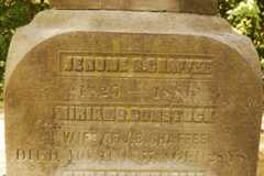 Larger memorial image loading...