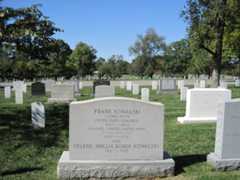 Larger memorial image loading...