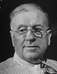 Larger memorial image loading...