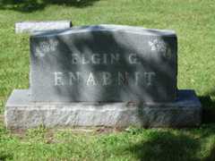 Larger memorial image loading...